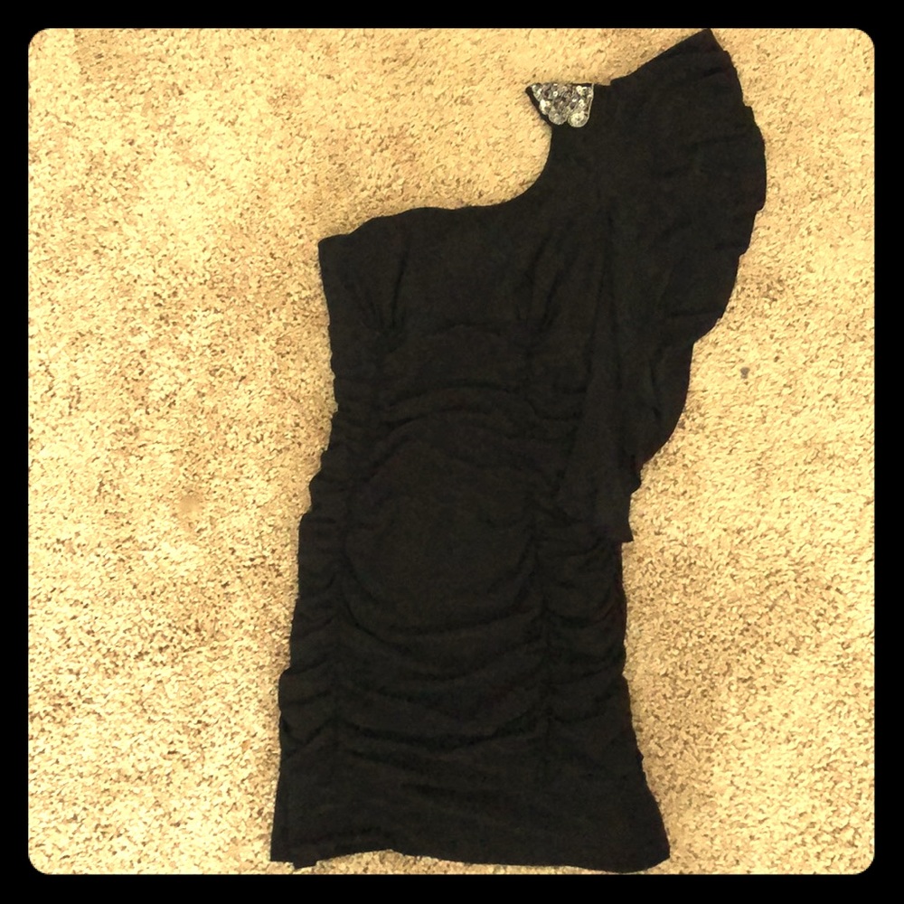 Short dress
